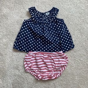 Old Navy Stars and Stripes outfit Sz 6-12 months